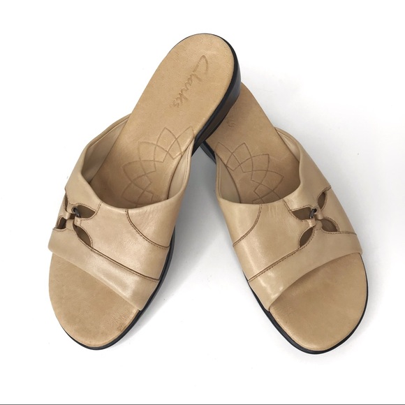 clarks temira sand